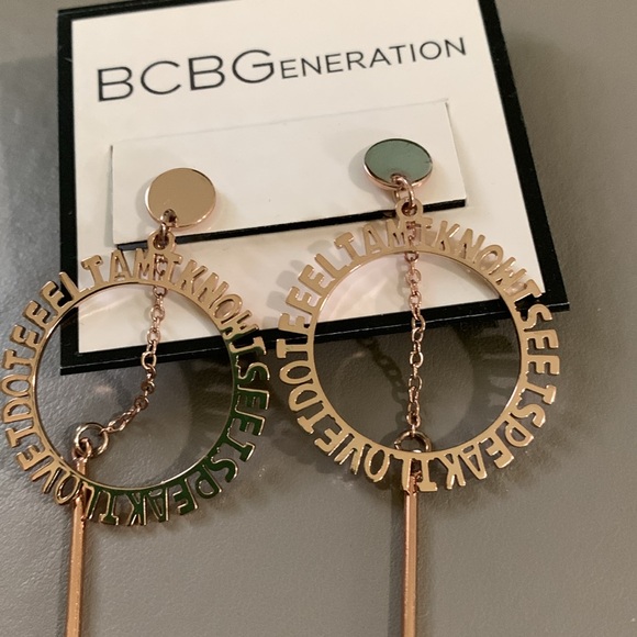 🎅 BCBGeneration Gold I… Earrings Circle Dangle Earrings NWT - Picture 7 of 7